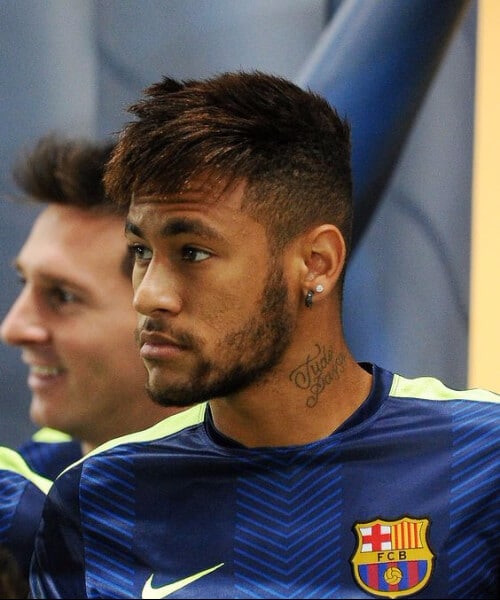 coupes de cheveux de football neymar barcelone