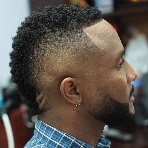 Mohawk Fade Haircuts Pour les hommes noirs
