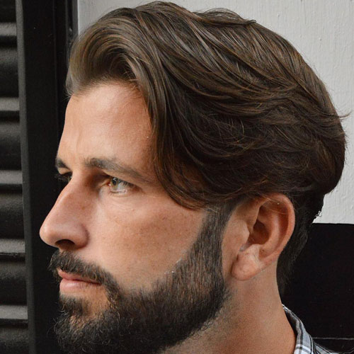 Coupes de cheveux jeunes professionnels - Poils longs balayés avec barbe