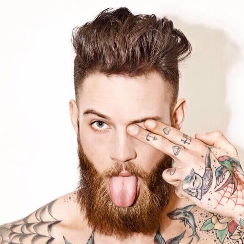 Barbes et Tatouages ​​Pour Hommes