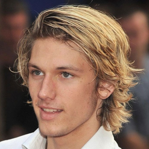 Épais cheveux blonds hommes