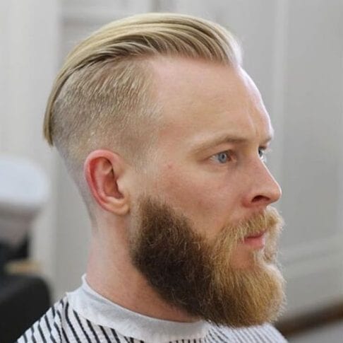 coiffures blondes pour les hommes avec front dégarni