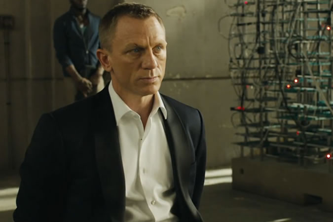 Daniel Craig comme James Bond dans Skyfall - Tom Ford Dinner Jacket
