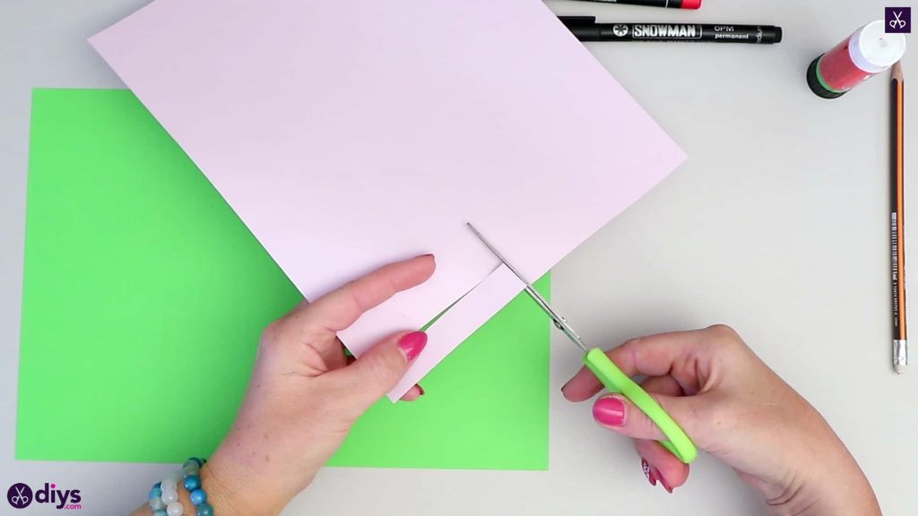 Comment faire du papier de découpe de grenouille en papier