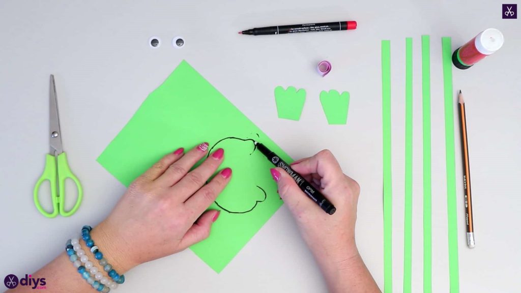 Comment faire un marqueur de grenouille en papier