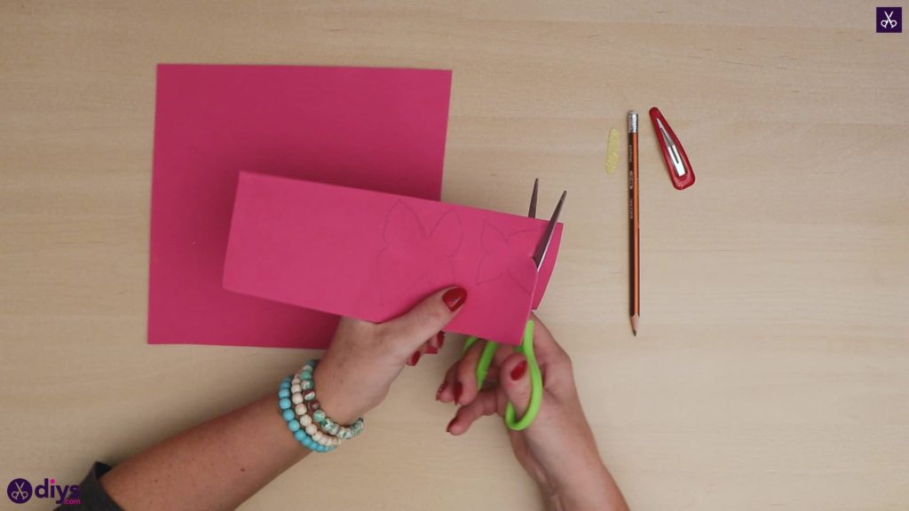 Diy papillon barrette étape 3d