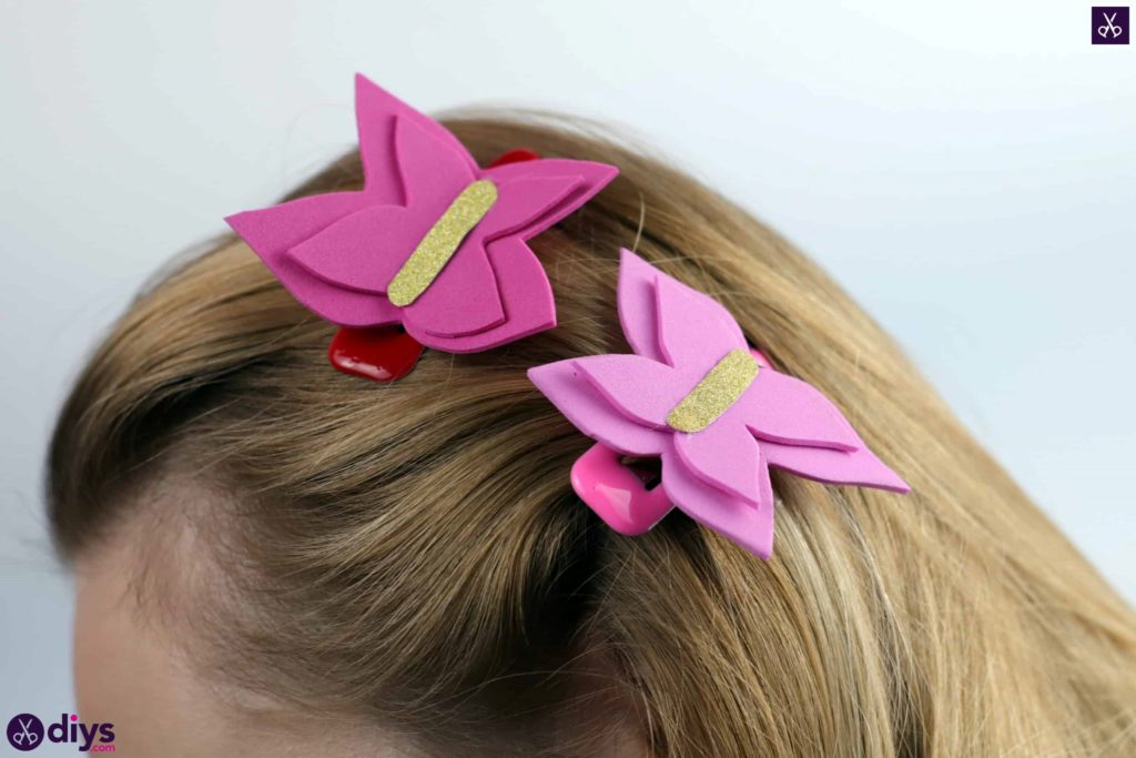 Projet de bricolage barrette papillon simple pour la mode