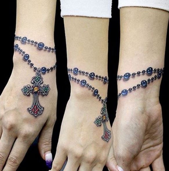 Conception et idées de tatouages ​​de bracelet de point chrétien