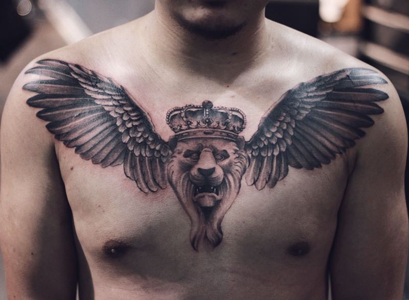 tatouage aile de lion