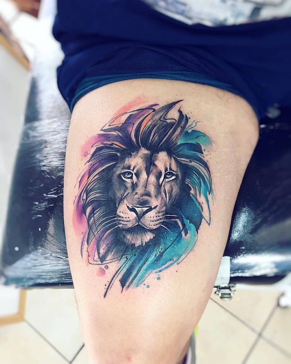 tatouage de lion courageux