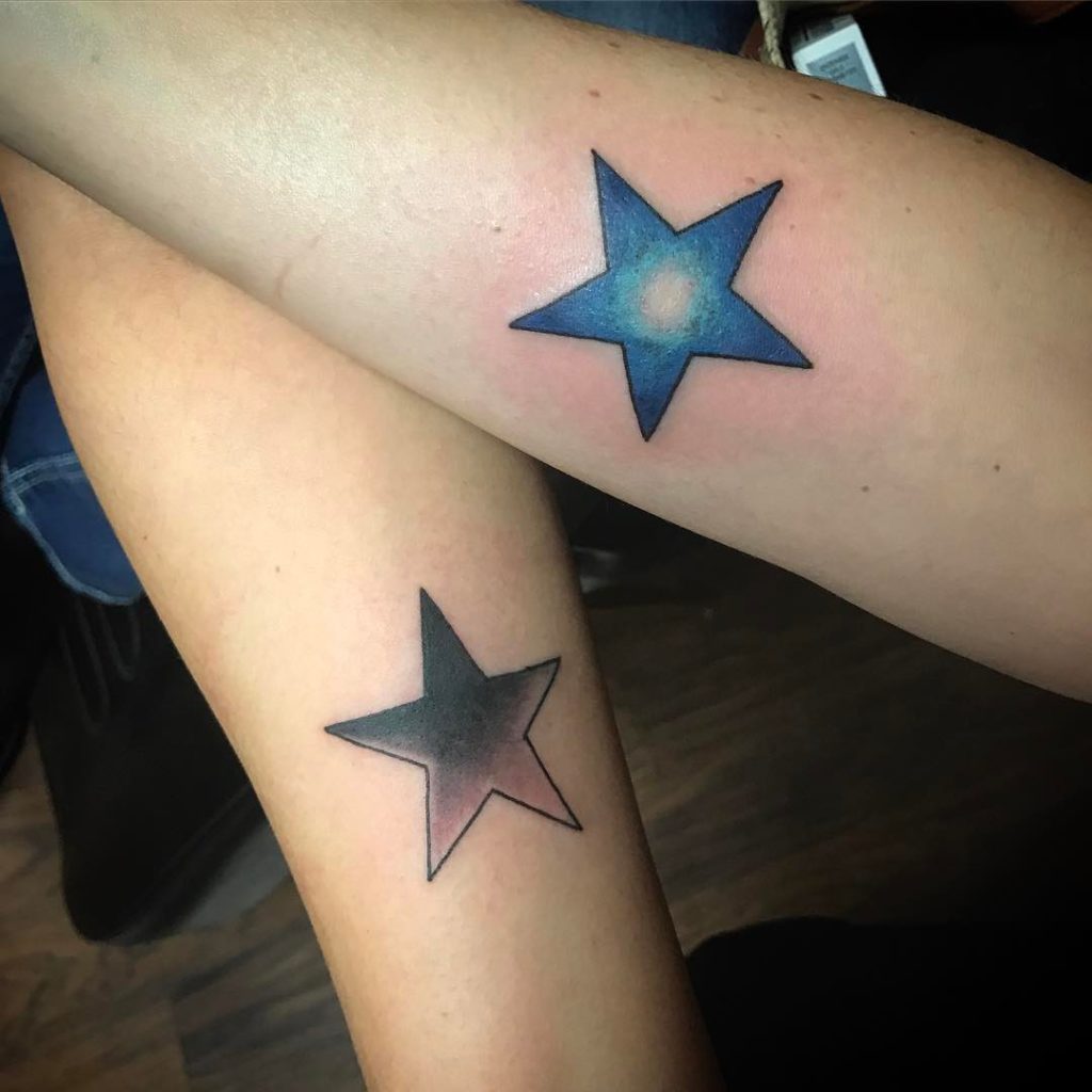 tatouages ​​étoiles