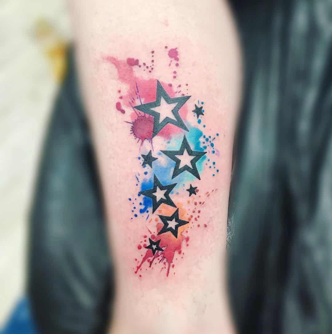 tatouage étoile aquarelle