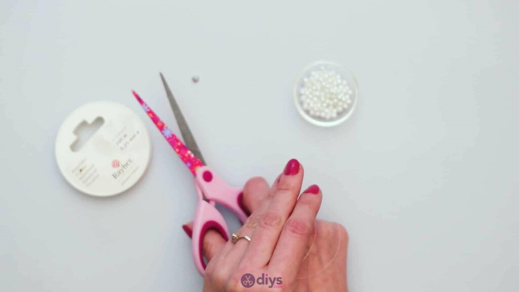 Diy elegant white beads bracelet step 1a