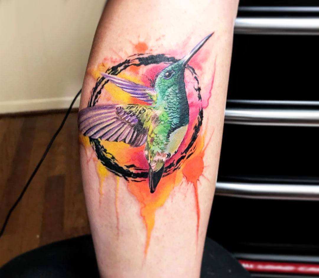 Tatouage de colibri aquarelle