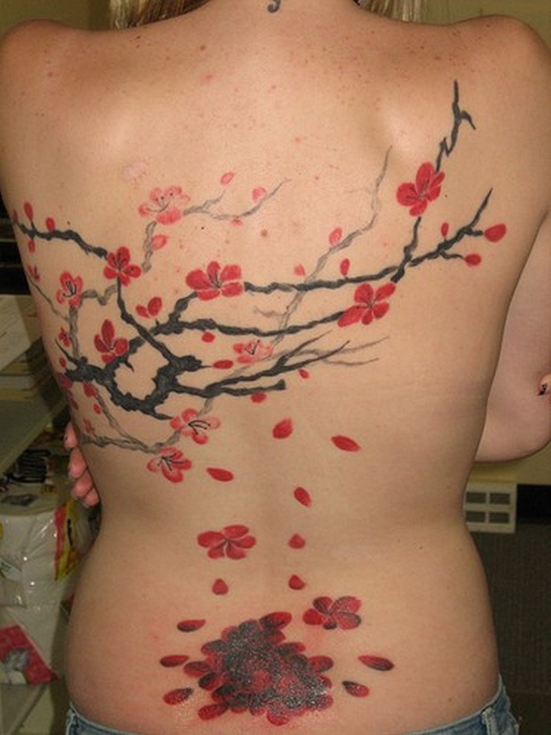 Tatouage fleur de cerisier chinois