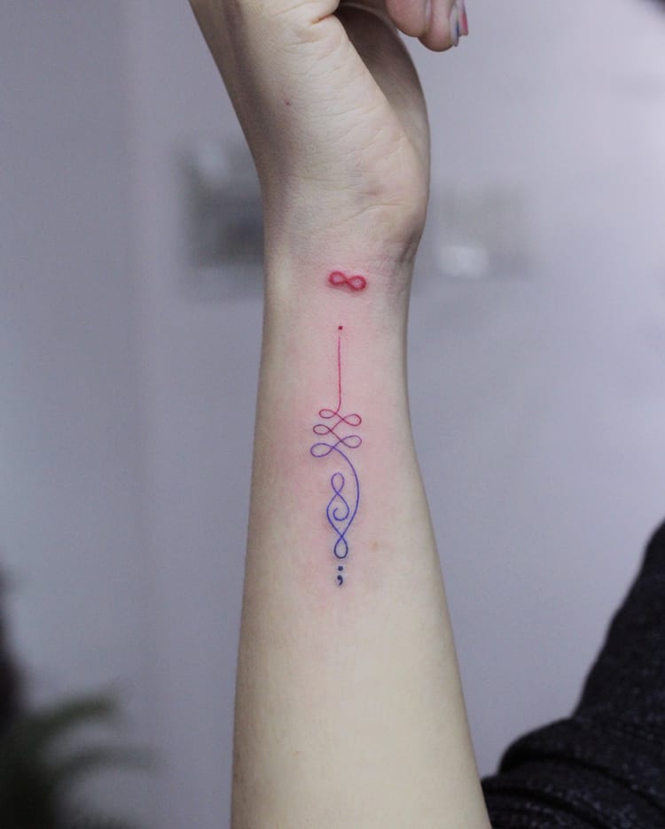Tatouage Unalome Coloré