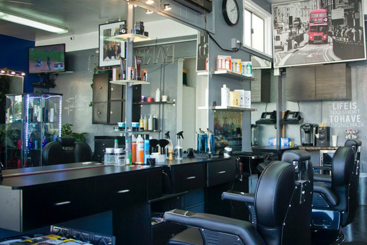 Salon de coiffure et salon de coiffure classique d'Hollywood