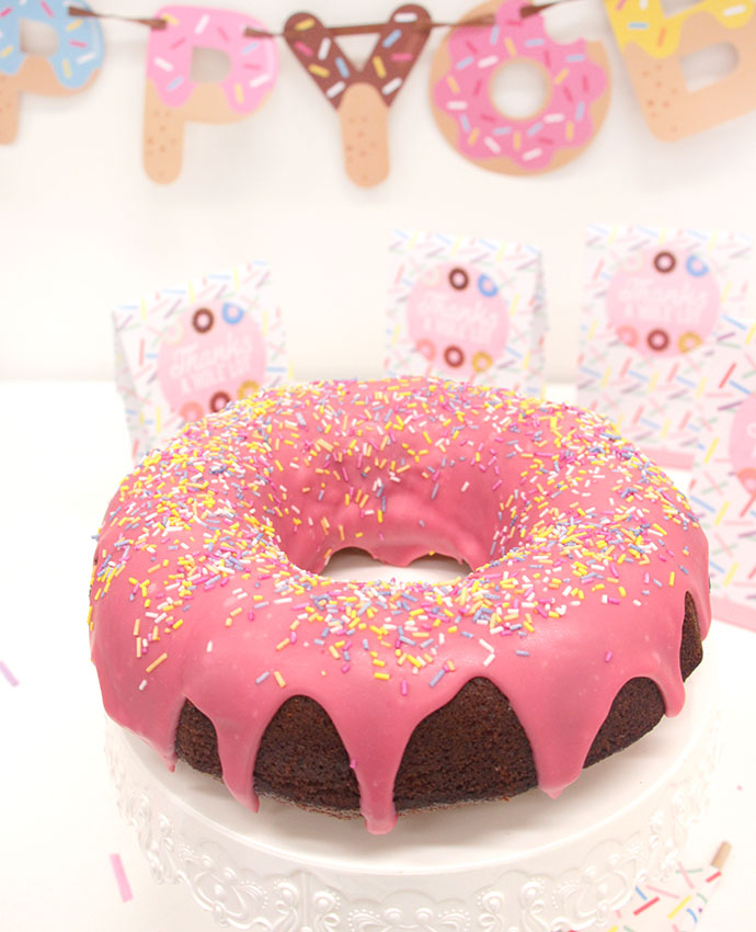 Donut cake