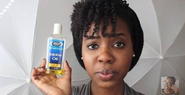 Comment appliquer de l'huile sur le visage ?