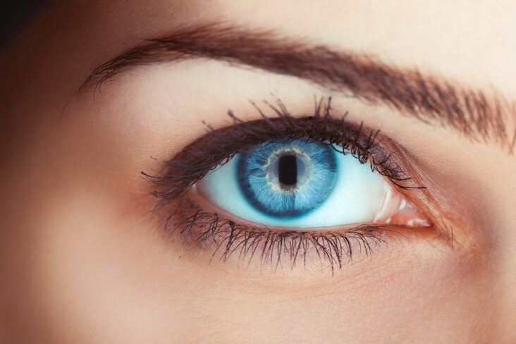 Comment avoir les yeux plus clairs ?