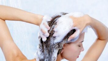 Comment bien se laver les cheveux avec des extensions ?