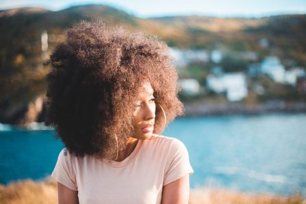 Comment connaître sa vraie nature de cheveux ?