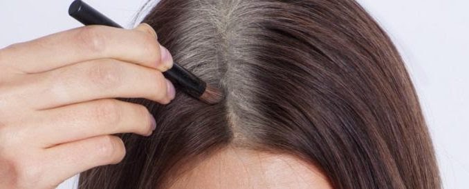 Comment couvrir ses cheveux blancs sans coloration ?