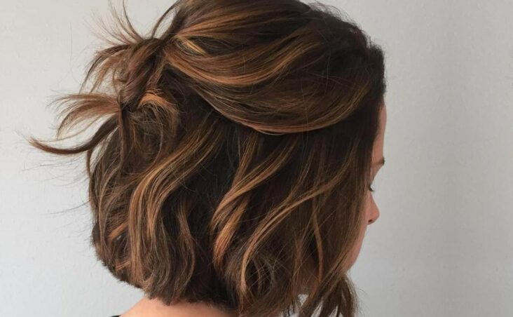 Comment faire un balayage couleur caramel ?