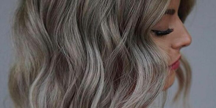 Comment faire un blond polaire sur cheveux gris ?