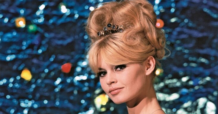 Comment faire un chignon à la Brigitte Bardot ?