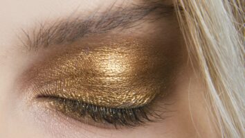 Comment faire un maquillage doré ?