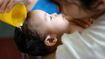 Comment hydrater les cheveux de bébé ?