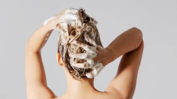 Comment laver ses cheveux naturels sans shampoing ?