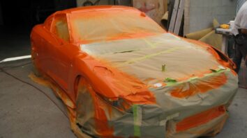 Comment préparer une voiture pour la peinture ?
