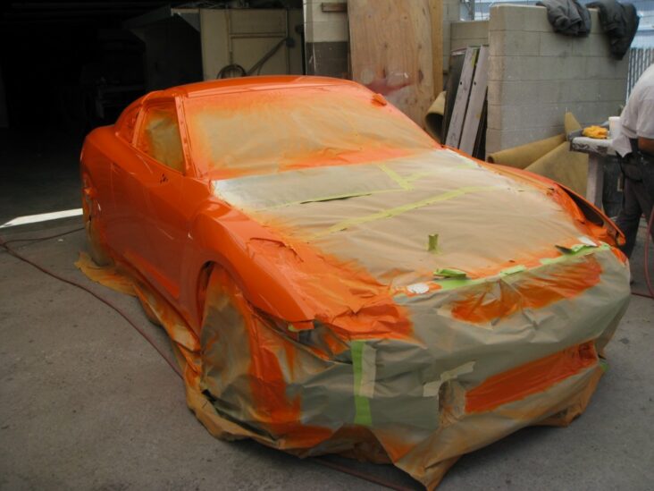 Comment préparer une voiture pour la peinture ?
