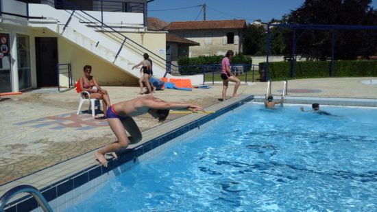 Comment rater la piscine au collège ?