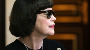 Comment s'appelle la coupe de Mireille Mathieu ?