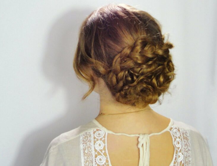 Comment se faire un chignon bohème ?
