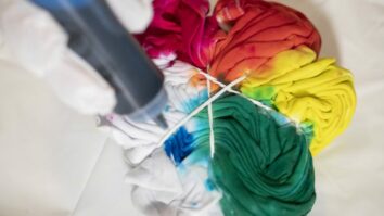 Comment se faire un tie and dye maison ?