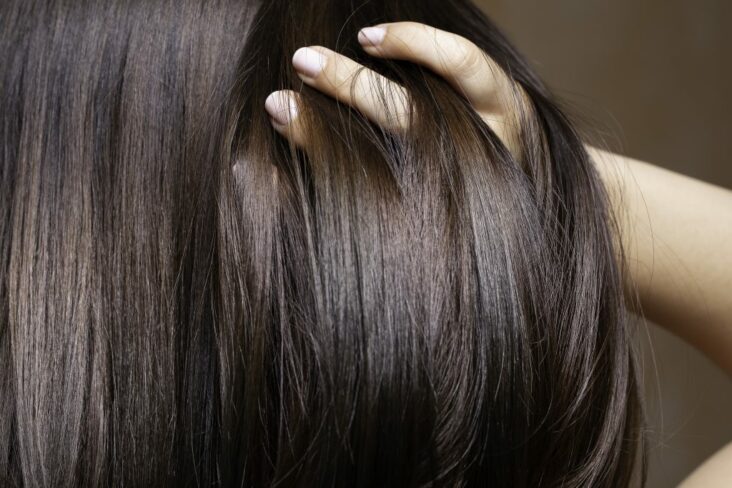 Comment se lisser les cheveux sans les abîmer ?