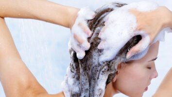 Est-ce bien de se laver les cheveux 1 fois par semaine ?