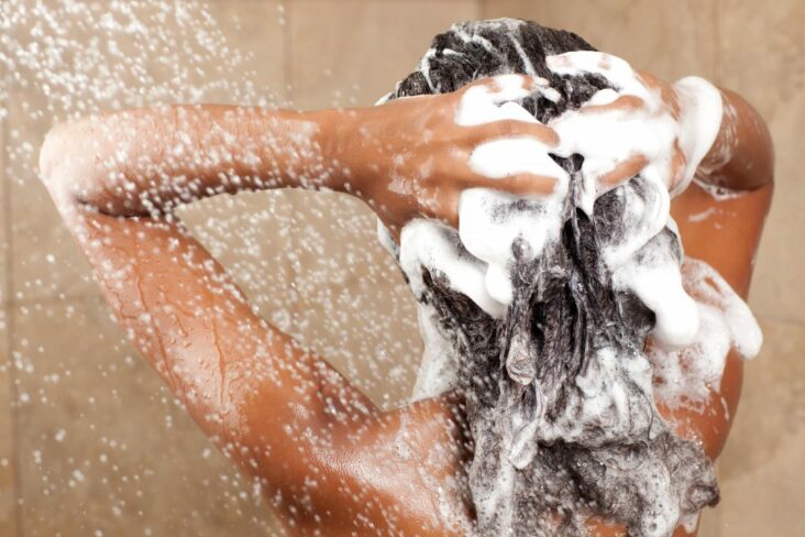 Est-ce que c'est bien de se laver les cheveux 1 fois par semaine ?