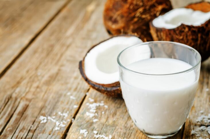 Est-ce que le lait de coco est bon pour les cheveux ?