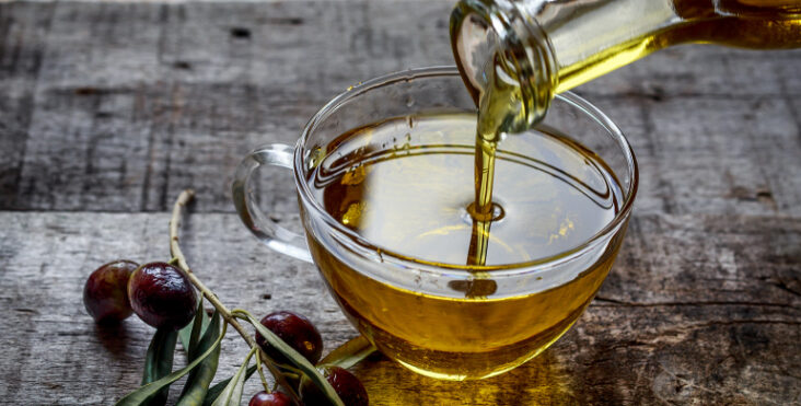 Est-ce que l'huile d'olive c'est bon pour les cheveux ?
