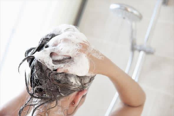 Pourquoi il ne faut pas se laver les cheveux tous les jours ?
