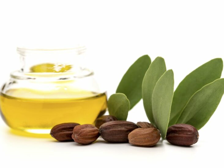 Quand appliquer l'huile de jojoba sur cheveux ?