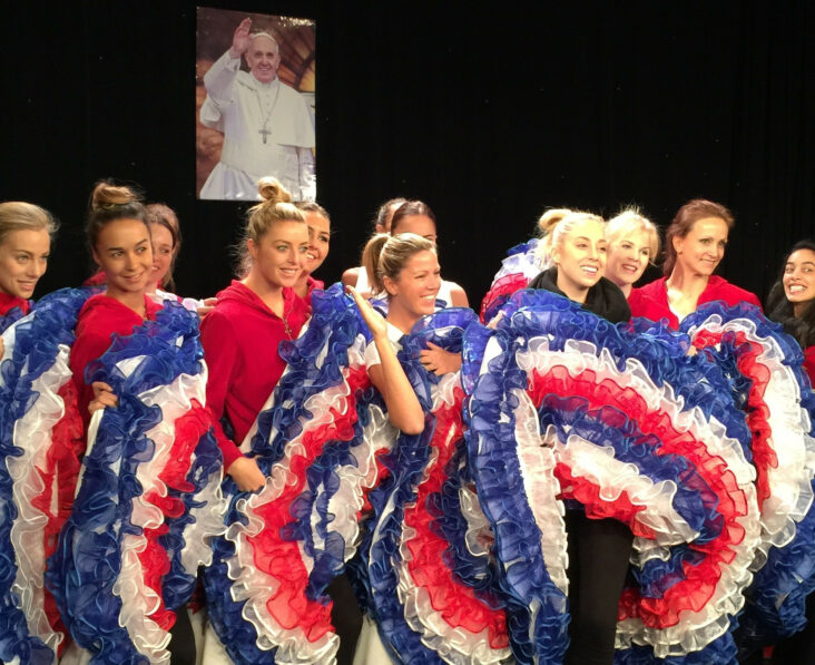 Quel âge ont les danseuses du Moulin-rouge ?