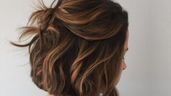 Quel couleur de mèche pour des cheveux châtain foncé ?