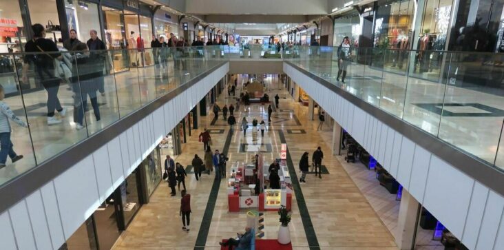 Quel est le deuxième plus grand centre commercial d'Europe ?