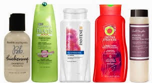 Quel est le meilleur shampoing pour cheveux frisés ?